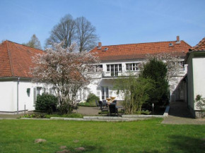 Отель Gästehaus Villa Wolff  Бомлиц